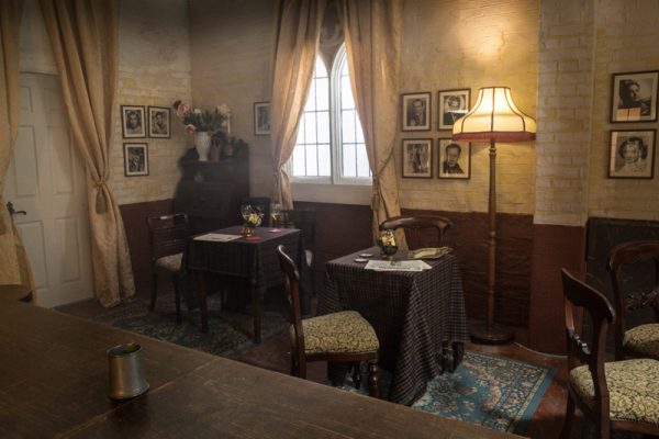 Café Bar film Set (August 2016) - Image 2
