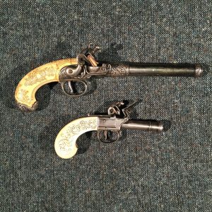 English 1775 Queen Anne Pistol and Pocket Pistol - Replica (product code RFA046)