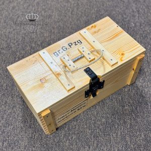 Reproduction German WW2 Anti Tank Rifle Grenade Crate. Gewehr-Panzergranate